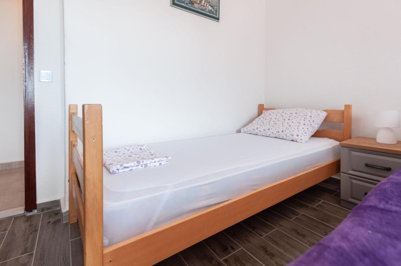 Apartments Lile Brela Εξωτερικό φωτογραφία