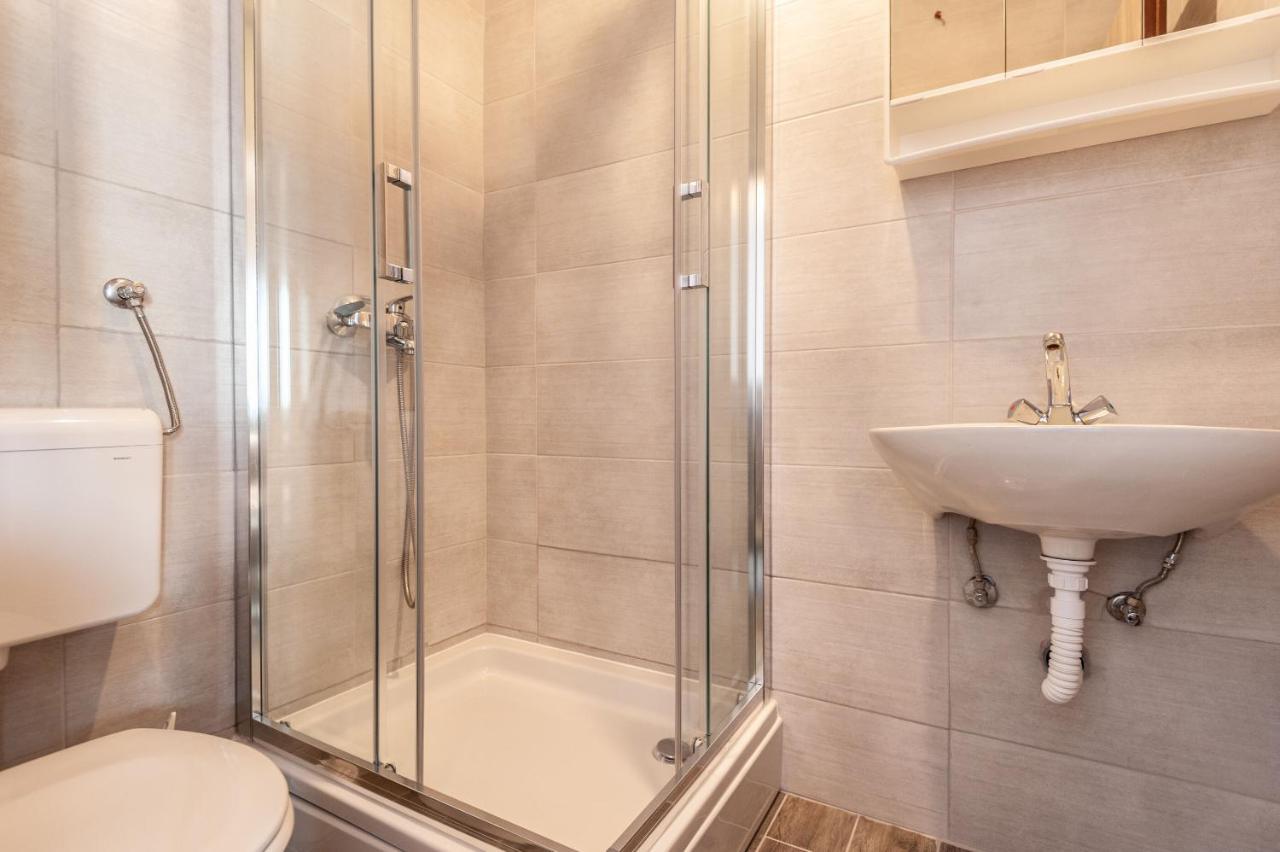 Apartments Lile Brela Εξωτερικό φωτογραφία