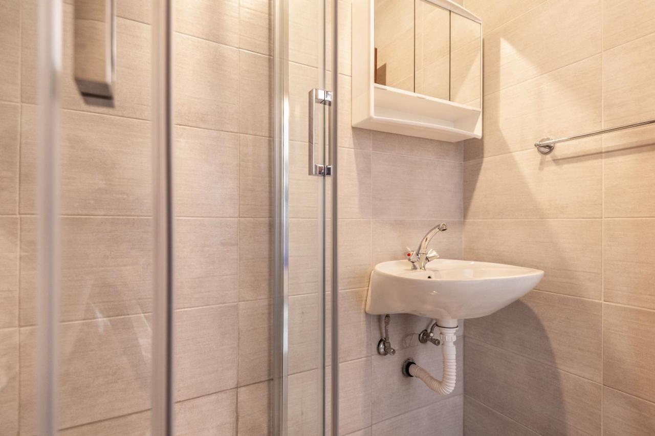 Apartments Lile Brela Εξωτερικό φωτογραφία